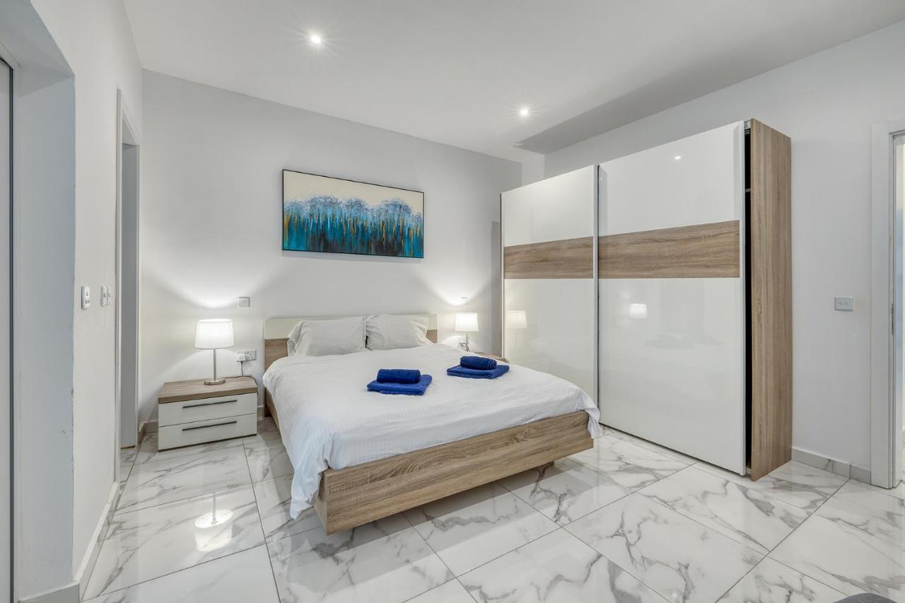 Modern 1Br Apartment, Central Location 슬리에마 외부 사진