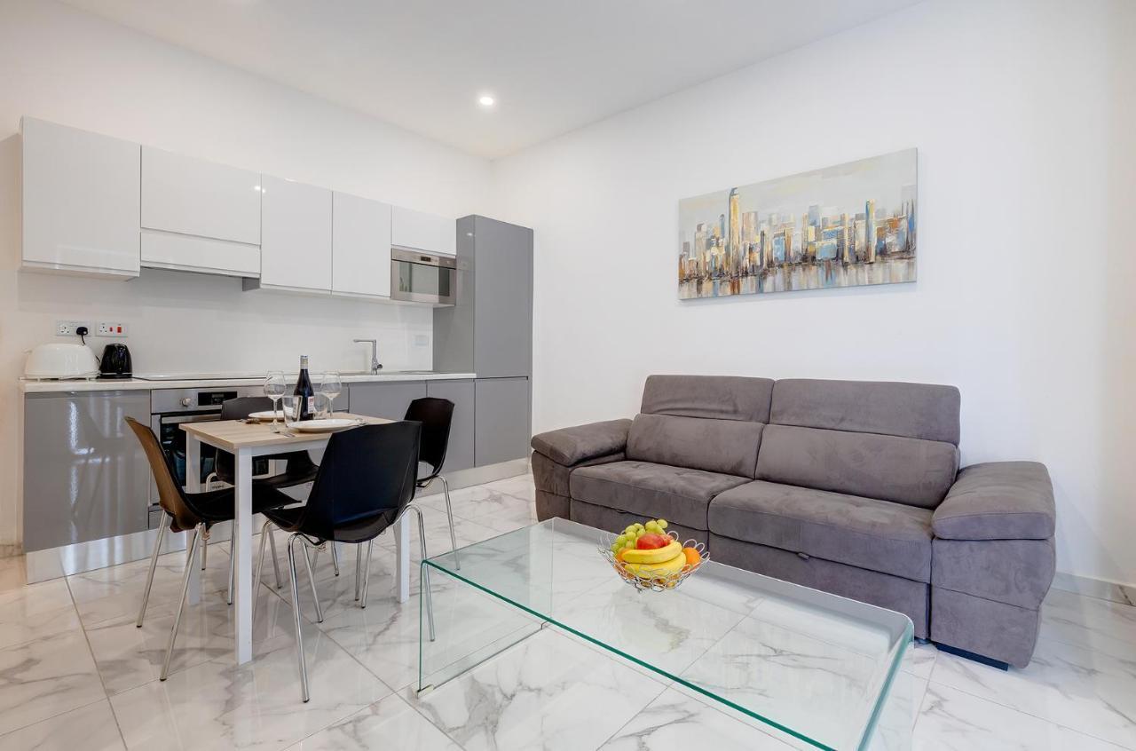 Modern 1Br Apartment, Central Location 슬리에마 외부 사진